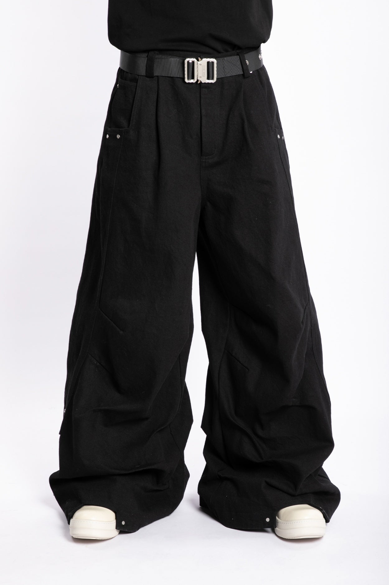 Black Hole Pants