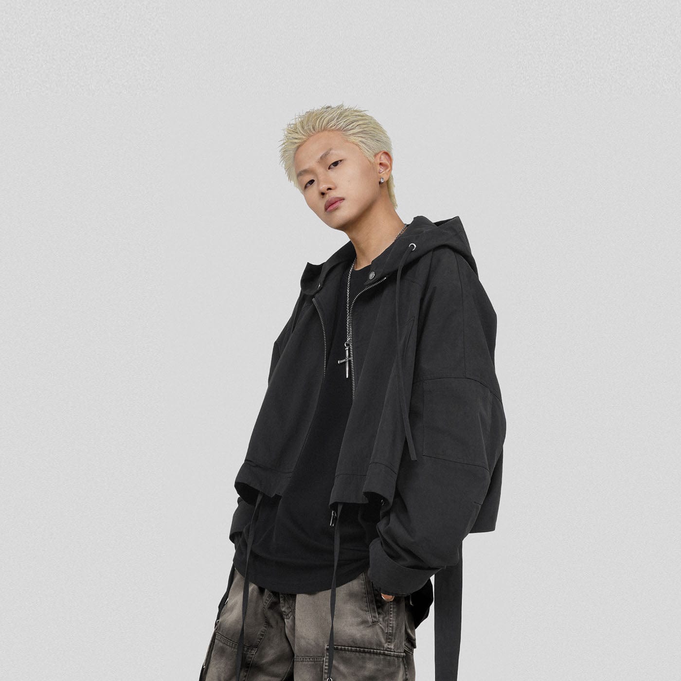 Nio Windbreaker