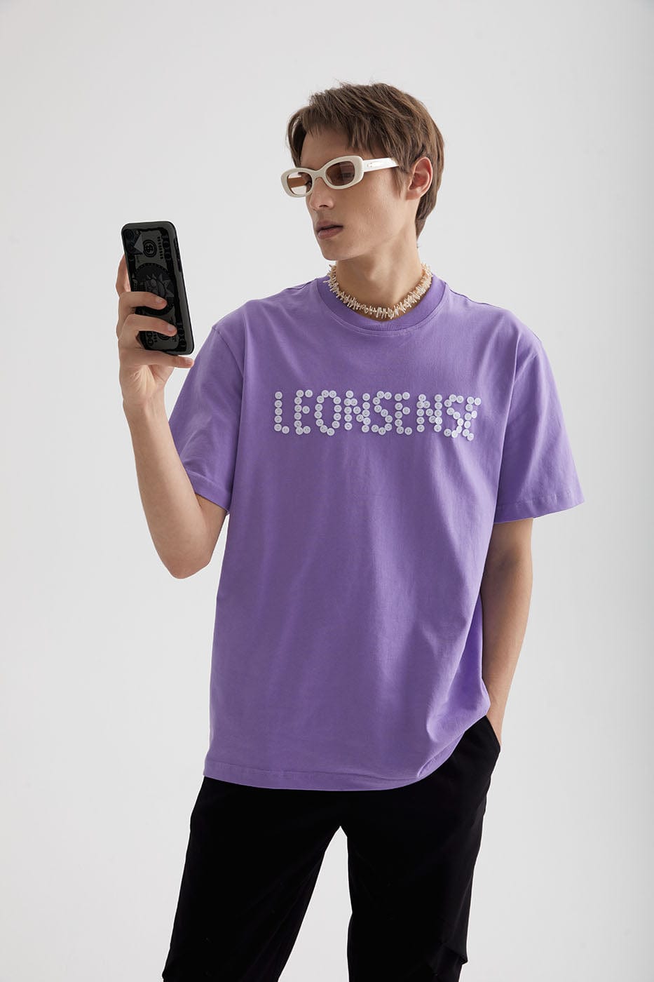 Leonsense Button Tee