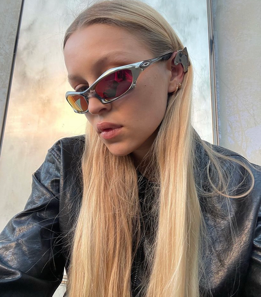 Y2K Silver Sunglasses - ASRO