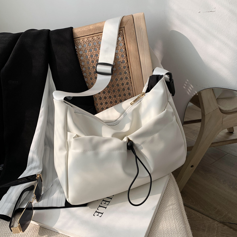 Leather Puff Bag - ASRO
