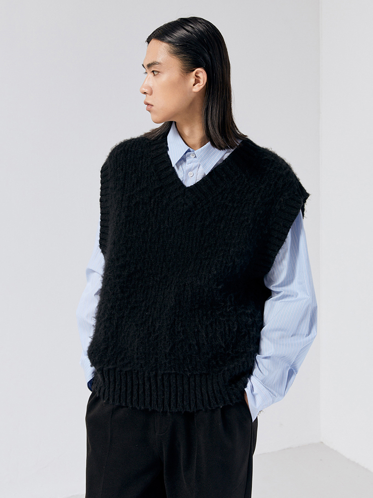 Korean Fuzzy Vest